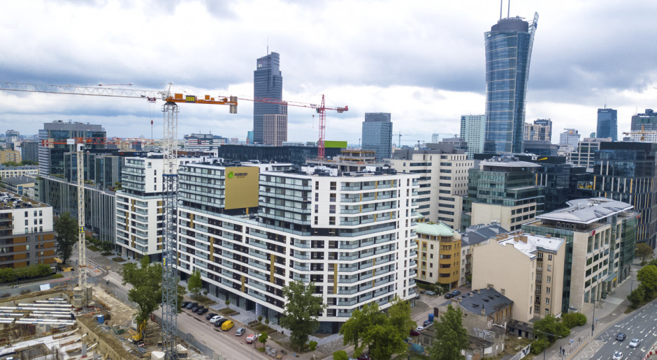  Zrównoważony wielofunkcyjny kompleks rośnie w nowym centrum Warszawy