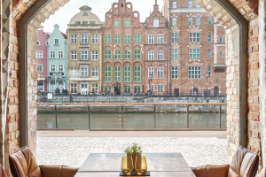 Hotel z 400 kg prawdziwego bałtyckiego bursztynu. O Radisson Hotel & Suites Gdańsk z architekt Magdaleną Adamus