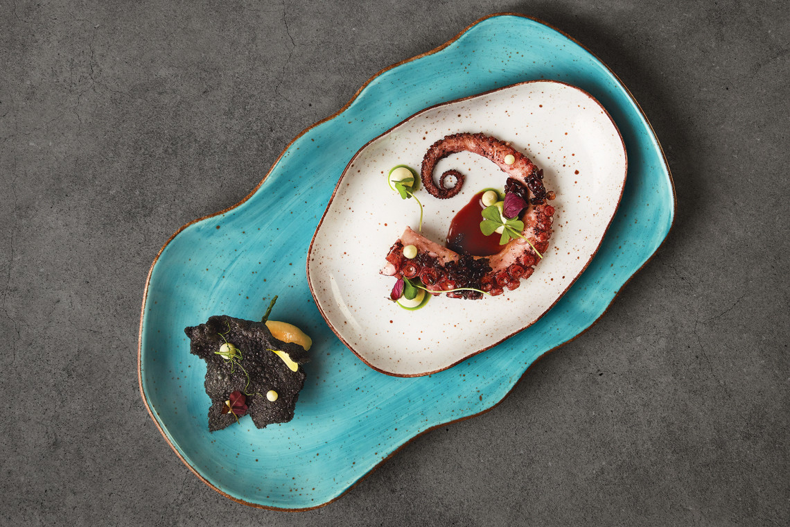Stone Age fot. mat. prasowe Nowe oblicze porcelany. Projekt inspirowany… epoką kamienia