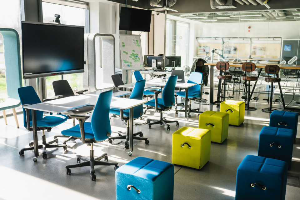 Nokia Garage / Wrocław / projektant: Nokia TOP 40: Tym żyła branża biurowego designu w 2019 roku. Oto największe otwarcia minionych miesięcy