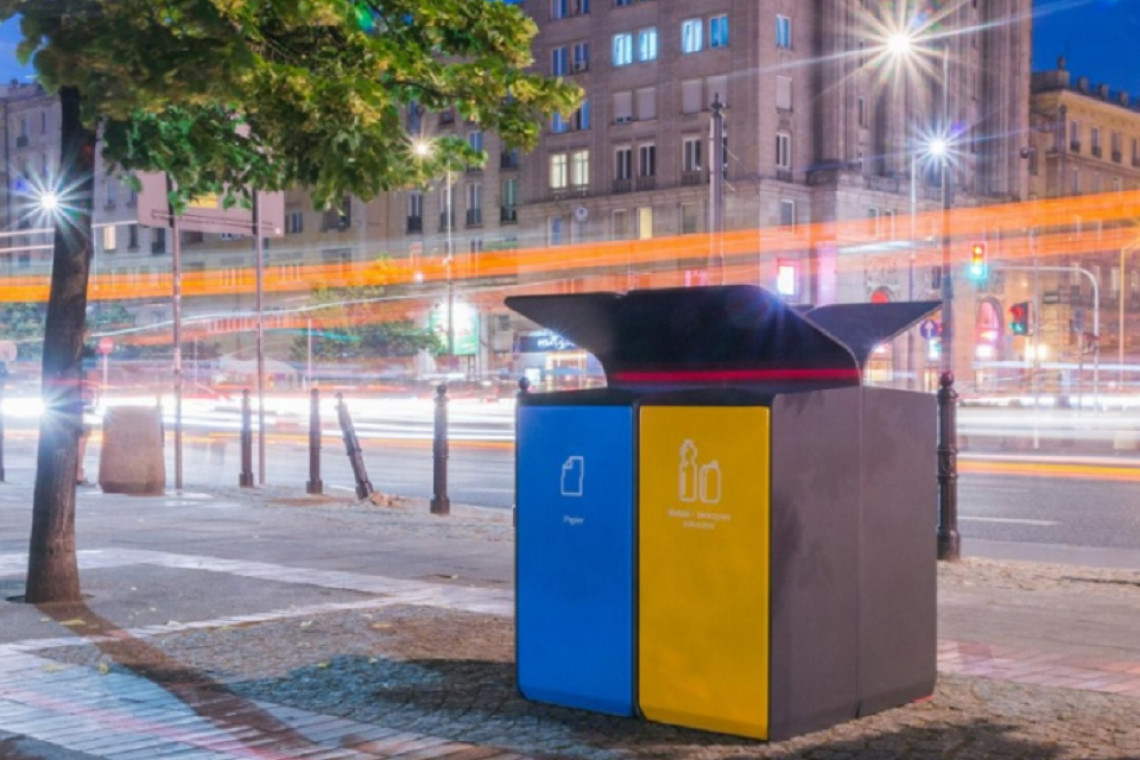 fot. UM Warszawa Segreguj na placu Konstytucji