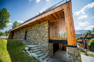  Oto najnowszy projekt pracowni Karpiel Steindel Architektura. Nawiązuje do architektury domów góralskich