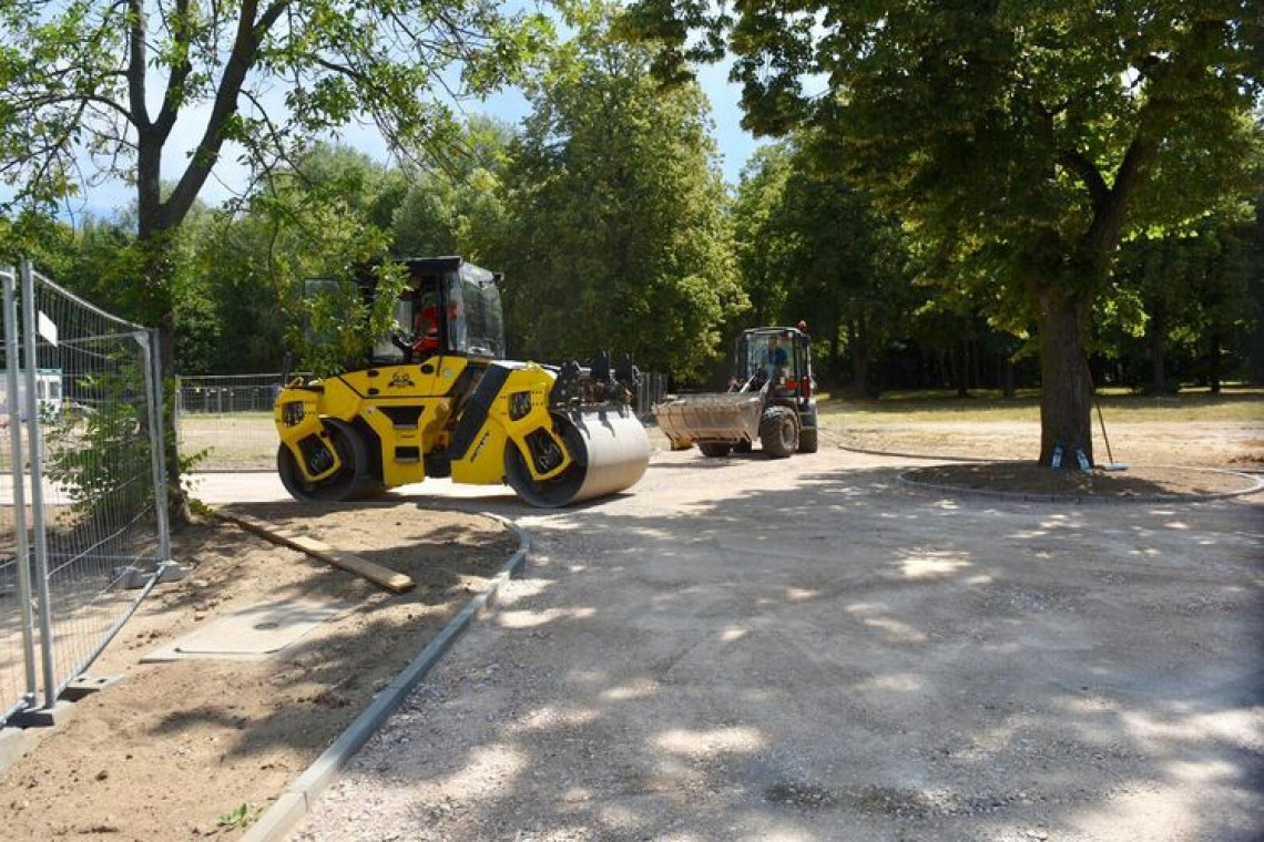 fot. UMŁ W Łodzi powstają nowe miejsca do rekreacji