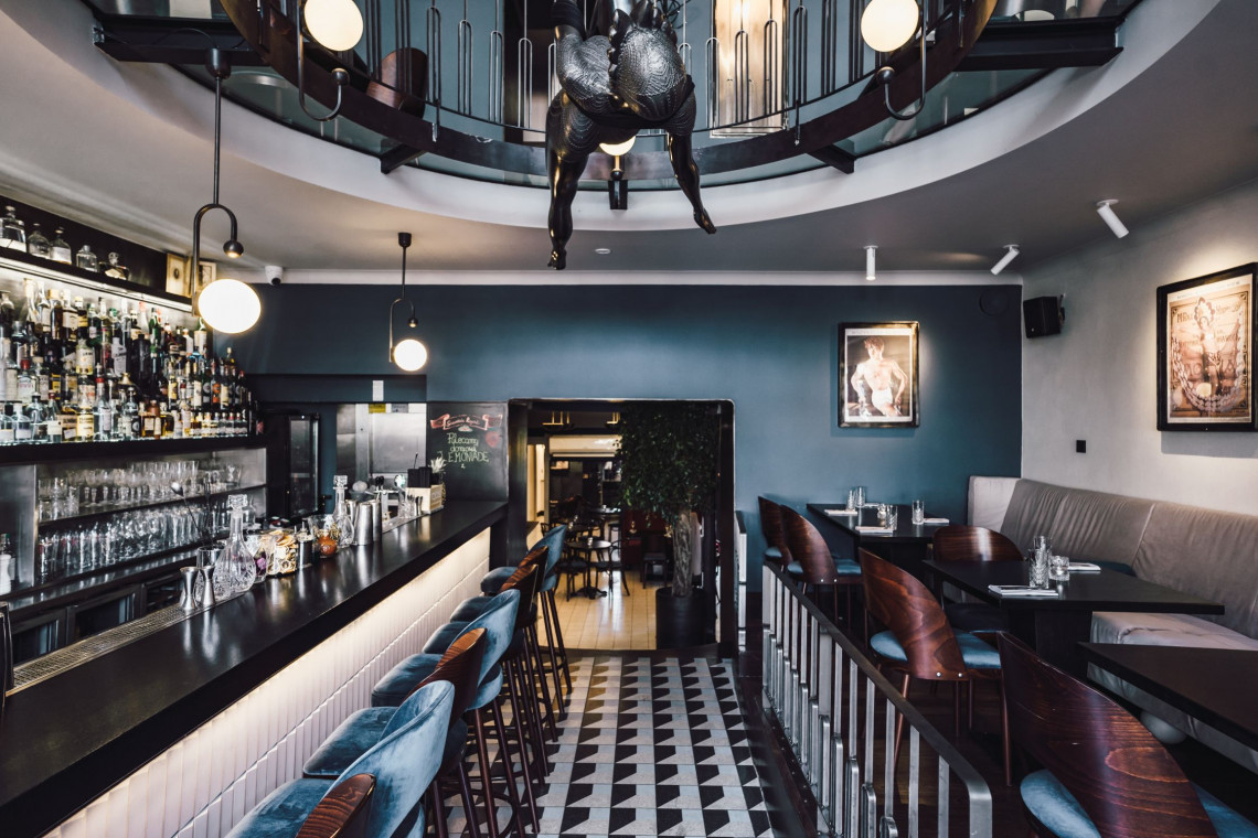 Krakowska restauracja Scandale Royal Resto & Vodka House wiosną 2019 r. przeszła rebranding, fot. mat. inwestora Scandale Royal Resto & Vodka House w nowej odsłonie. Odtworzono klimat polskich restauracji z lat 30.