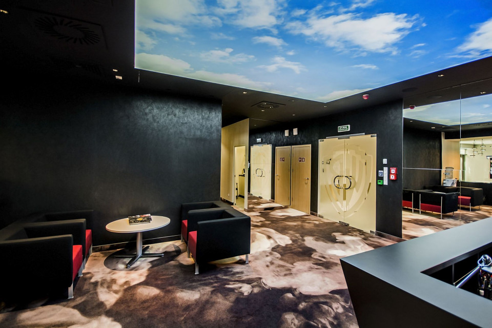 Biuro Warner Bros / Warszawa / projektant: Gierałtowski&Partnerzy - Extract Design TOP 40: Tym żyła branża biurowego designu w 2019 roku. Oto największe otwarcia minionych miesięcy