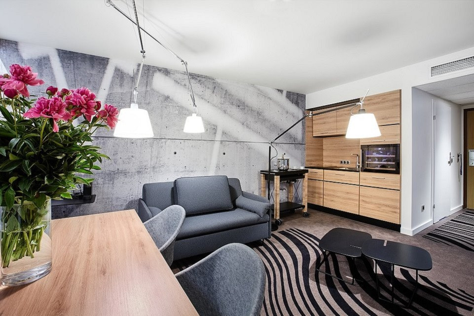 fot. mat. pras. Novotel Kraków City West odświeżył wnętrza. To projekt oparty na modułowym stylu życia