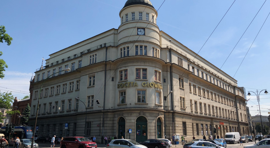 Historyczny budynek Poczty Głównej w Krakowie przejdzie rewitalizację. Za projekt odpowiada architekt Marek Dunikowski