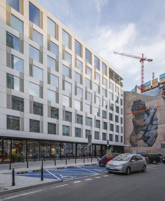 fot. mat. pras. Ścisłe centrum Warszawy, JEMS Architekci, zabytkowe otoczenie i moc artystycznych nazwisk. Sieć Puro otwiera nowy obiekt