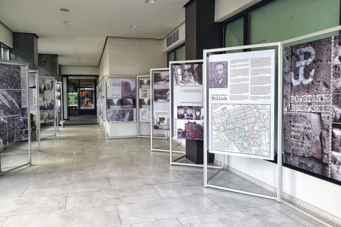fot. mat. pras. Hotel Metropol z wystawą niezwykłych dzieł Jana Pillicha "Marka"