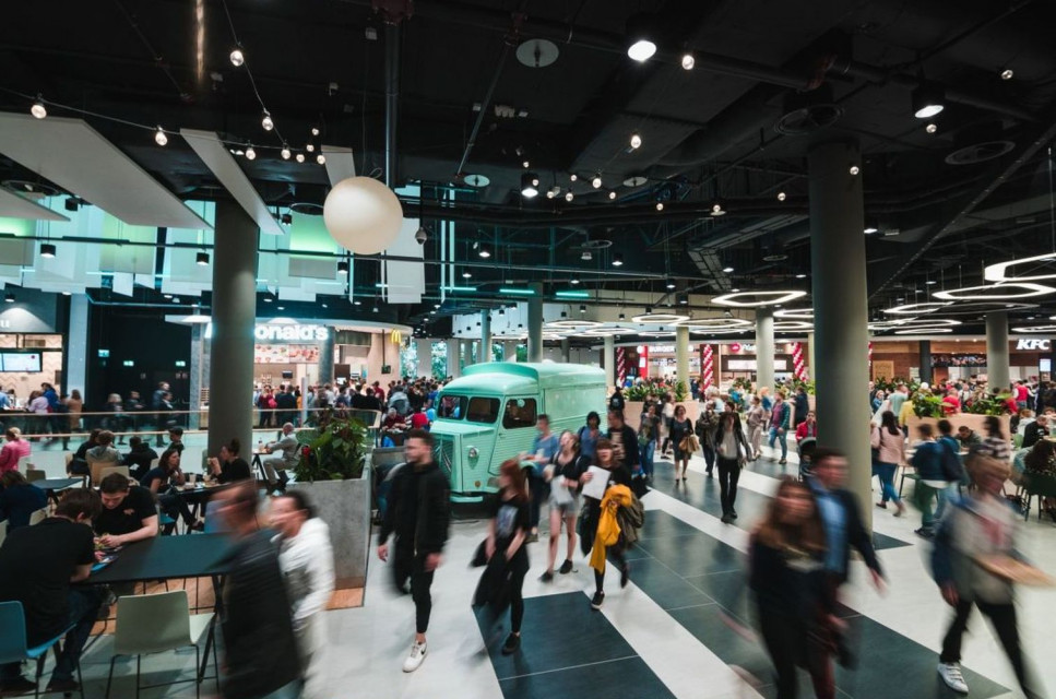 Galeria Młociny fot. mat. inwestora Koncepty gastronomiczne w centrach handlowych muszą zaskakiwać. Ważny jest też design i technologie