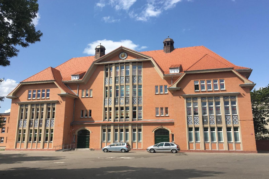 Szeroko zakrojone prace renowacyjne przeprowadzono m.in. w zespole szkolnym przy ul. Prądzyńskiego, fot. www.poznan.pl Poznań odnawia zabytki
