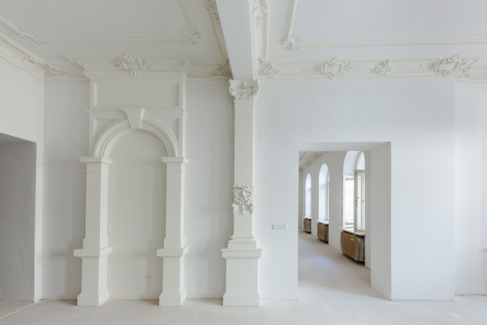 fot. mat. pras. Artyści, historycy i architekci razem dla jednego projektu. Kamienice w centrum Warszawy wróciły do dawnej świetności
