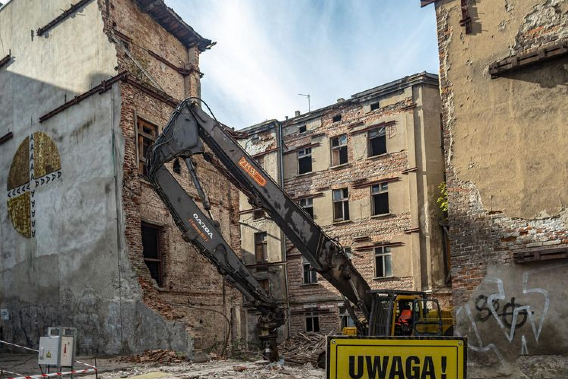 fot. UMŁ Rewitalizacja to też wyburzanie