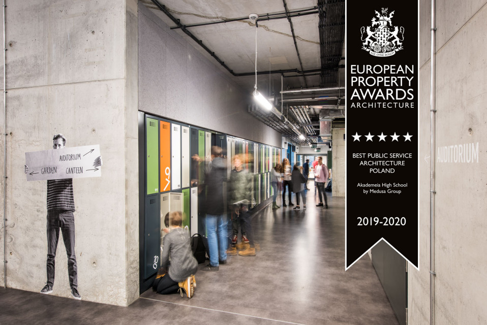 fot. mat. pras. Wielki sukces pracowni Medusa Group! Akademeia High School z Grand Prix międzynarodowego konkursu