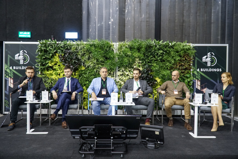 Debata pt. "Zielone biuro" podczas 4Buildings. Fot. PTWP Zielone biuro, czyli jakie?