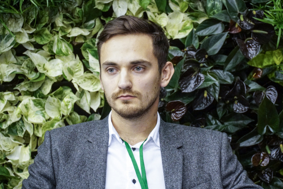 Daniel Dziczek, Workplace Solutions sp. z. o.o. - senior architekt i project manager. Fot. PTWP Zielone biuro, czyli jakie?
