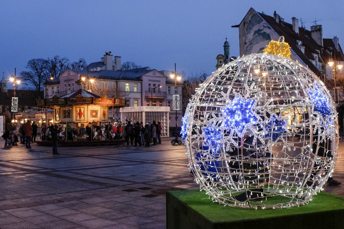 FOTOBANK.PL/UMS Bajkowe, nowe iluminacje świąteczne w Sopocie