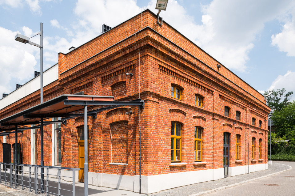 Textorial Park - pierwszy biurowiec klasy A w Łodzi, położony na terenie Księżego Młyna. Niedługo ruszy budowa drugiego etapu inwestycji. Fot. Materiały prasowe Księży Młyn: zabytkowe "miasto w mieście" symbolem rozwoju Łodzi