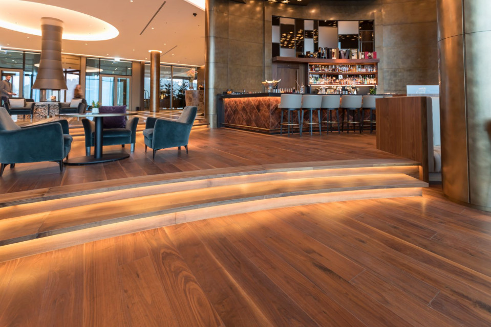 Fot. Materiały prasowe/Goeran Lindholm Lizenziert Szwajcarski styl w zabytkowym hotelu w Alpach
