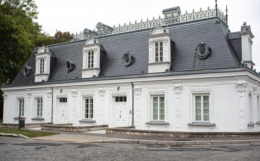 Nagrodę główną w kategorii budynków historycznych po renowacji przyznano bowiem za remont Muzeum Regionalnego w Kozienicach, przeprowadzony przez Korporację Budowlaną DARCO Dariusz Żak. Projekt autorstwa Archibud Anna Kuran został nagrodzony za kompleksowy zakres prac oraz precyzyjne odwzorowanie detali, fot. mat. Baumit Fasada Roku 2019: jury wyłoniło zwycięzców