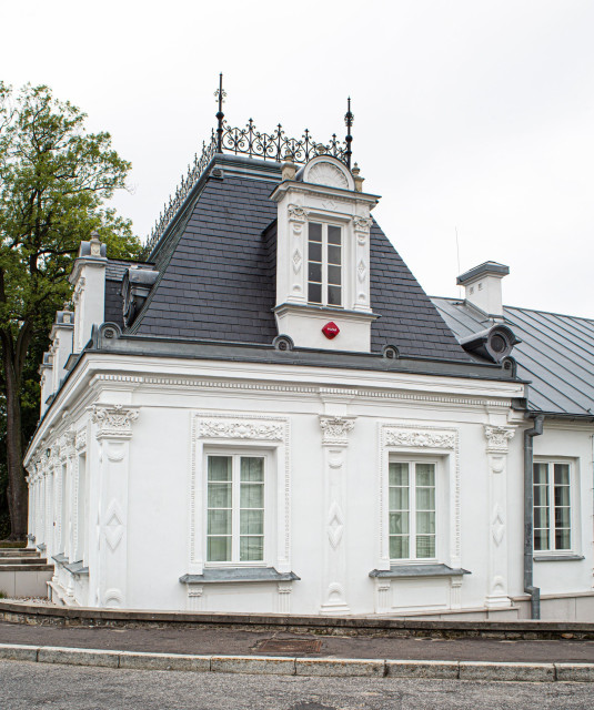 Nagrodę główną w kategorii budynków historycznych po renowacji przyznano bowiem za remont Muzeum Regionalnego w Kozienicach, przeprowadzony przez Korporację Budowlaną DARCO Dariusz Żak. Projekt autorstwa Archibud Anna Kuran został nagrodzony za kompleksowy zakres prac oraz precyzyjne odwzorowanie detali, fot. mat. Baumit Fasada Roku 2019: jury wyłoniło zwycięzców