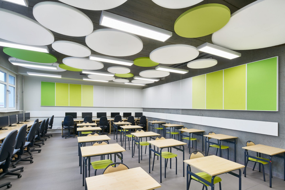 SP46 im. Marii Dąbrowskiej w Poznaniu. Fot. Materiały prasowe Szkoły podstawowe wygrały modernizacje akustyczne