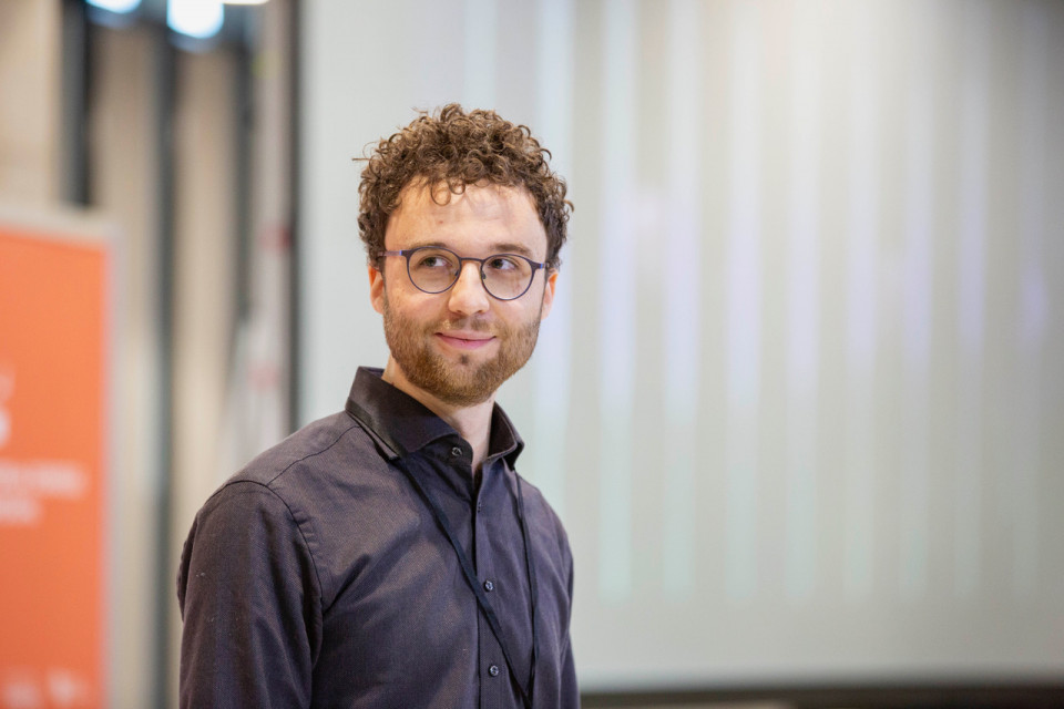 Jan Pfeifer. Forum Dobrego Designu 2019. Fot. Piotr Waniorek Young Power: poznajcie młodych projektantów - zdolnych, kreatywnych, pełnych pomysłów