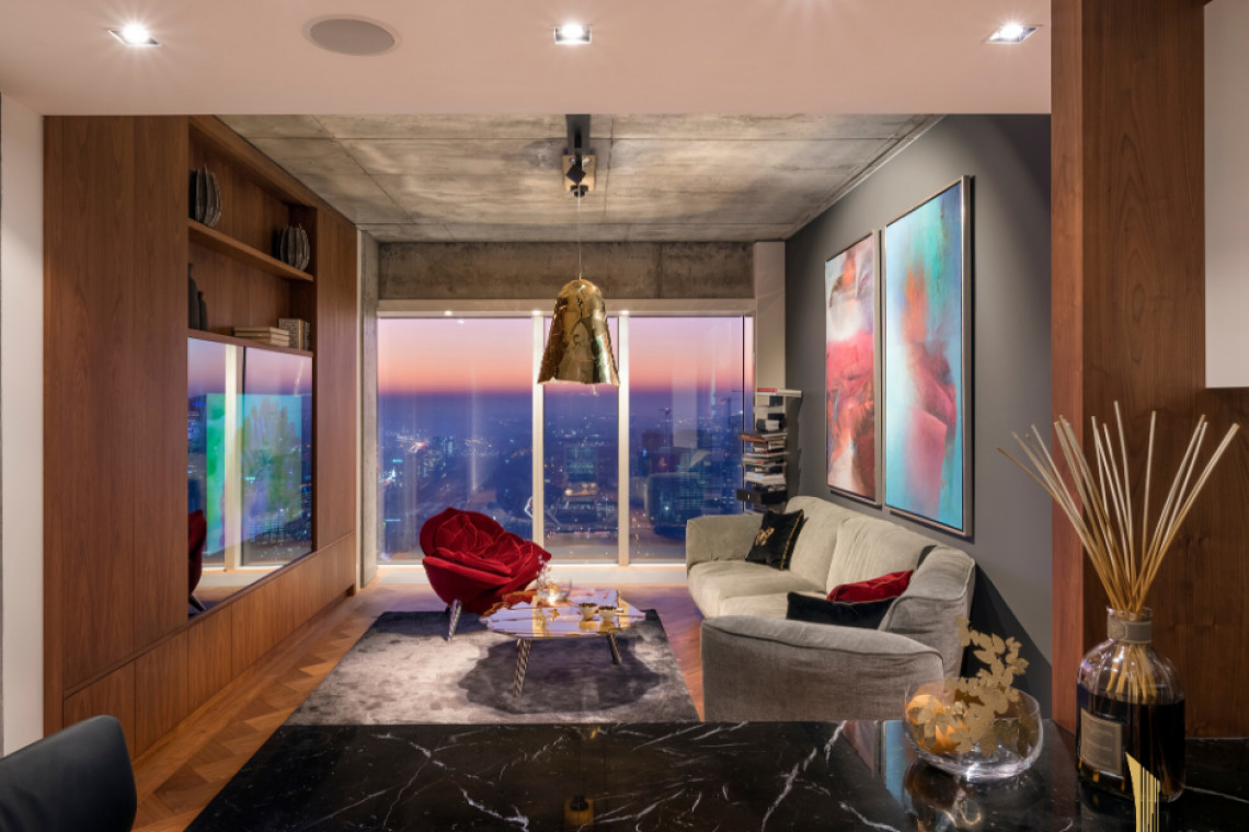 Fot. Materiały prasowe Luksus na 50. piętrze. Eleganckie wnętrza apartamentu przy Złotej 44