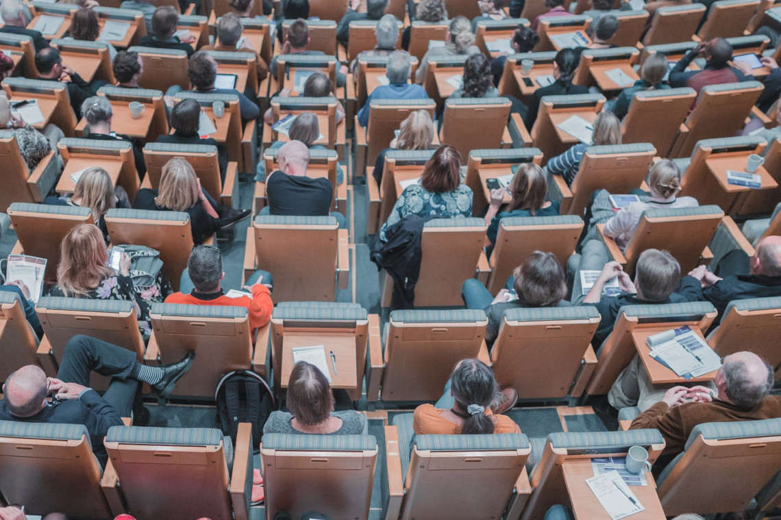 Misją centrum jest działalność naukowo-dydaktyczna i promocja innowacyjnych technologii w obszarze ochrony klimatu i środowiska, fot. Mikael Kristenson / Unsplash Politechnika Śląska z nowym Centrum Ochrony Klimatu i Środowiska