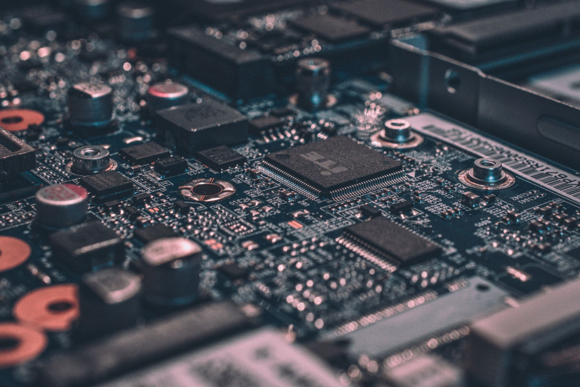 Milion złotych dotacji na sztuczną inteligencję dla obido.pl, fot. Alexandre Debiève / Unsplash Milion złotych dotacji na budowę laboratorium sztucznej inteligencji