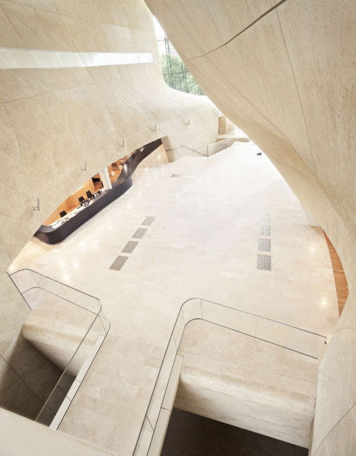 Muzeum Historii Żydów Polskich POLIN w Warszawie (rok 2013) to jeden z najsłynniejszych, wielokrotnie nagradzanych projektów pracowni Lahdelma & Mahlamäki architects. Fot. Photoroom Rainer Mahlamäki: musimy znaleźć nowe sposoby zrównoważonego budowania