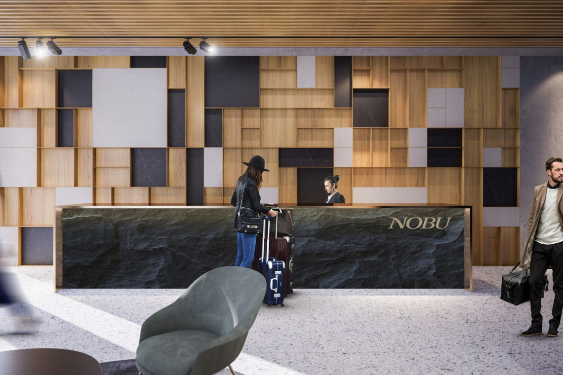 Oprócz 117 pokoi i restauracji, w Nobu Hotel Warsaw znajdziemy także strefę wellness, Nobu Café, Nobu Bar oraz przestrzeń eventową. Ta ostatnia to 438 mkw. na pierwszym piętrze nowego skrzydła budynku – idealne miejsce na spotkania i wydarzenie biznesowe oraz prywatne. System ścian mobilnych pozwala na dostosowane i podzielenie przestrzeni na dwie mniejsze części. Ponadto, w klasycznym skrzydle hotelu dostępne będą także kameralne sale spotkań, fot. mat. prasowe Wielkie otwarcie Nobu Hotel Warsaw lada miesiąc! Czym zaskoczy hotel Roberta De Niro?