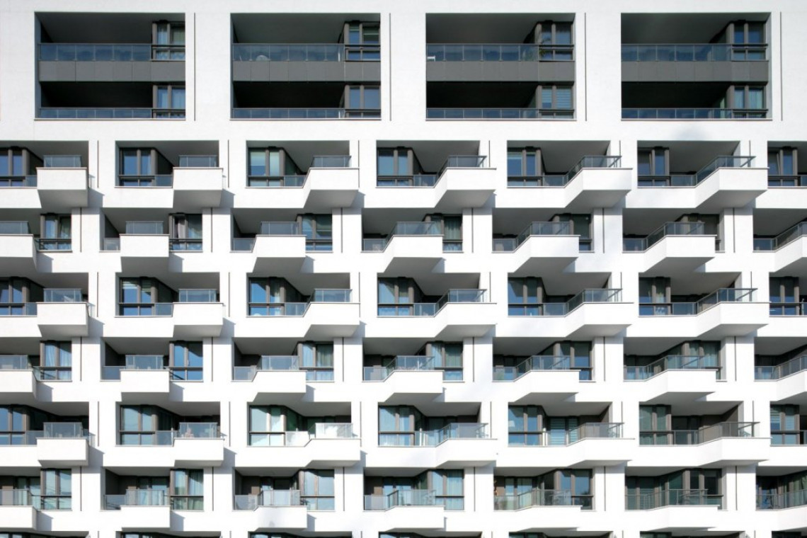 Budynek Mogilska Tower w Krakowie. Proj. B2 Studio. Fot. Materiały prasowe Forma z ażurowej "skóry", czyli intrygująca fasada budynku w Krakowie