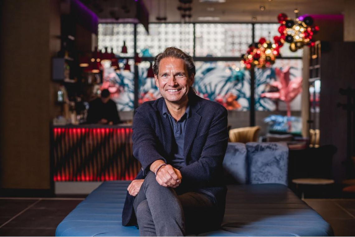 Andreas Neudahm, Neudahm Hotel Interior Design Andreas Neudahm: w Warszawie na każdym kroku widać odwołania do historii