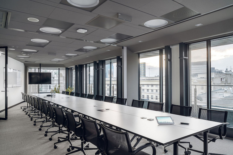Mood Works jako jedyne biuro architektoniczne z Polski zdobyło nagrodę w konkursie Outstanding Property Award London 2019 (OPAL). To już kolejne międzynarodowe wyróżnienie jakie zdobył projekt warszawskiego biura firmy medialnej Viacom Polska, fot. mat. arch. Worek nagród bez dna. Biuro projektu Mood Works z kolejną nagrodą na koncie