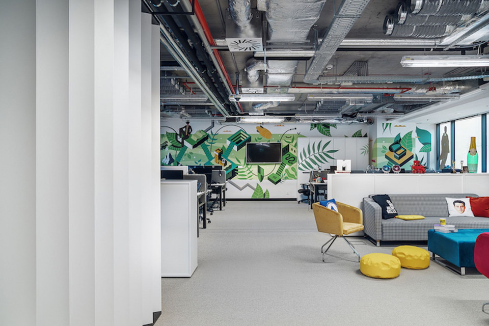 Mood Works jako jedyne biuro architektoniczne z Polski zdobyło nagrodę w konkursie Outstanding Property Award London 2019 (OPAL). To już kolejne międzynarodowe wyróżnienie jakie zdobył projekt warszawskiego biura firmy medialnej Viacom Polska, fot. mat. arch. Worek nagród bez dna. Biuro projektu Mood Works z kolejną nagrodą na koncie
