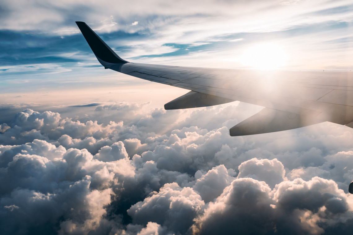 fot. Unsplash Kraków Airport z umową na projekt i wykonanie rozbudowy płyty postojowej dla samolotów