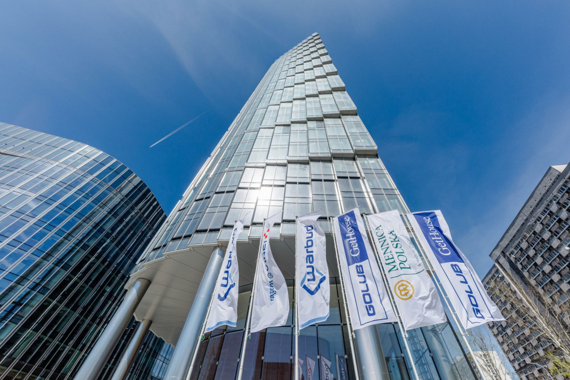 Mennica Legacy Tower to inwestycja biurowa powstająca przy skrzyżowaniu ulic Prostej i Żelaznej na warszawskiej Woli, fot. mat. prasowe Wieżowiec projektu Goettsch Partners i Epstein w tym roku wzbogaci krajobraz Warszawy
