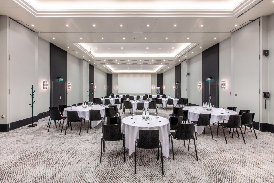 Radisson Blu Bazylea. Proj. liard Architecture & Interior Design. Fot. Radisson Hotel Group Polska pracownia zaprojektowała hotel Radisson Blu w Bazylei