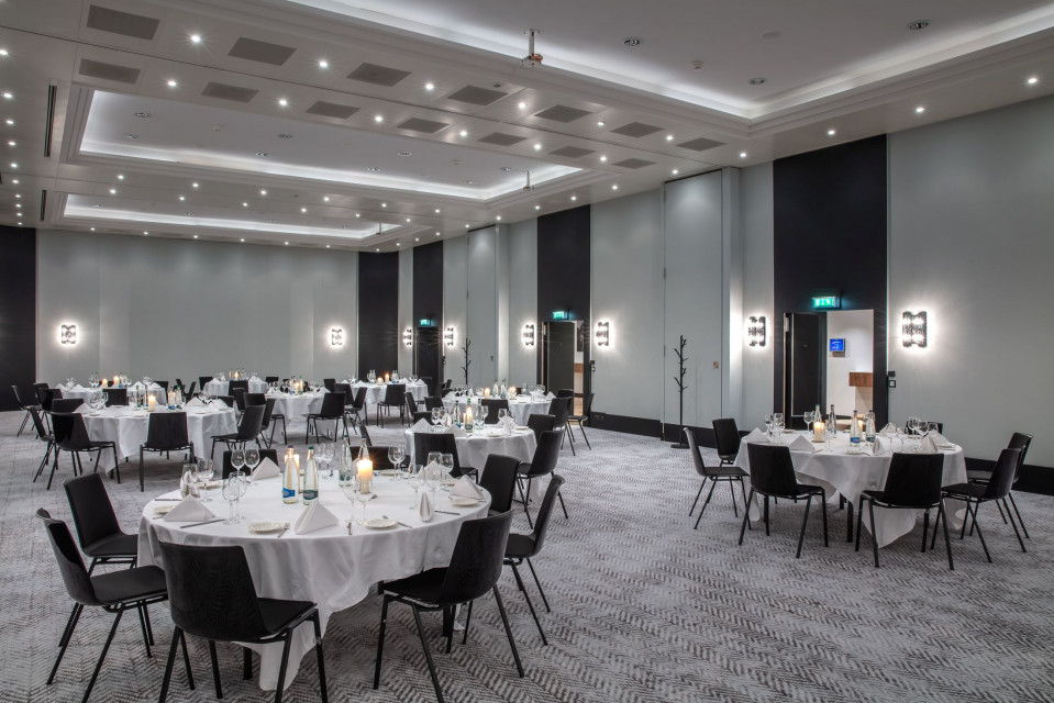 Radisson Blu Bazylea. Proj. liard Architecture & Interior Design. Fot. Radisson Hotel Group Polska pracownia zaprojektowała hotel Radisson Blu w Bazylei