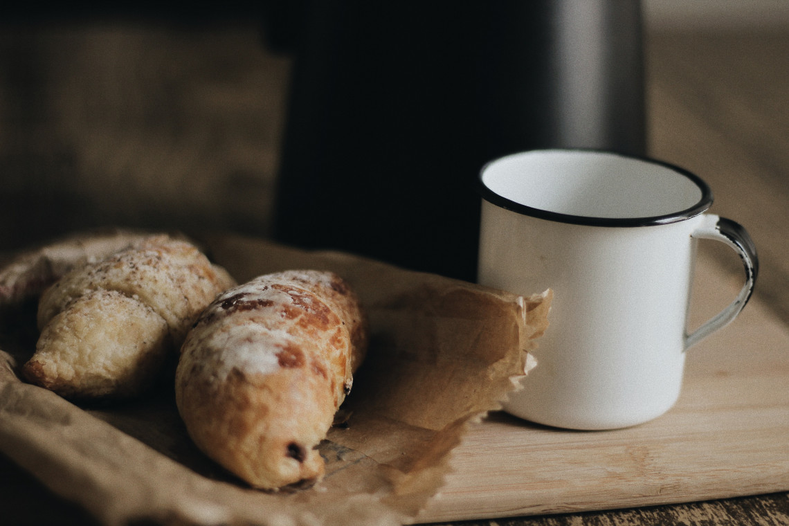 Fot. Felipe Pelaquim / Unsplash Utwory literackie na... papierowych torbach w krakowskich piekarniach