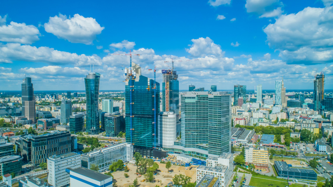 Zdjęcia z budowy biurowca Skyliner. Fot. Mat. prasowe Warbud Skyliner na ostatniej prostej. Zaglądamy na budowę biurowca projektu APA Wojciechowski