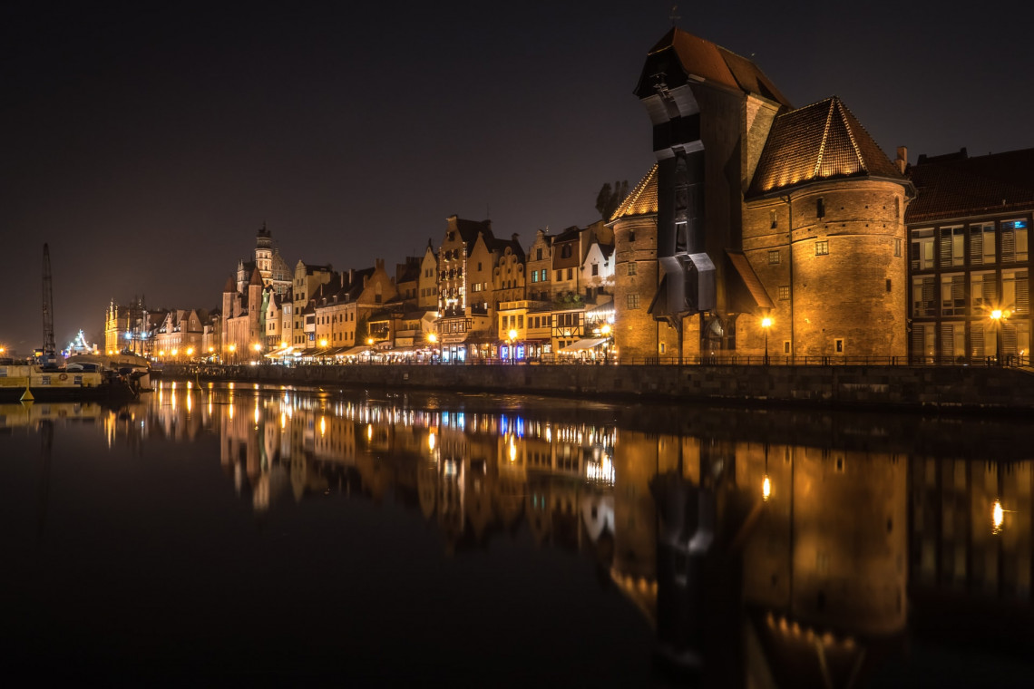 Fot. Krzysztof Kowalik / Unsplash Gdańsk coraz jaśniejszy. Trwają prace na 21 ulicach