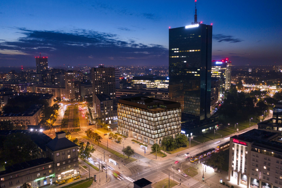INTRACO Prime - wizualizacja, fot. PHN Nowy wieżowiec biurowy w Warszawie. Prace budowlane przy Intraco Prime nabierają tempa