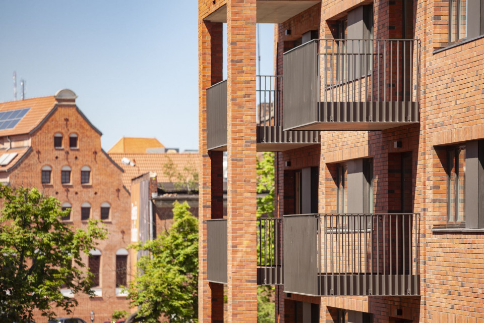 Inwestycja zlokalizowana jest tuż nad Motławą obok Wyspy Spichrzów. Wyróżnikiem Riverview jest m.in. architektura, która ma być uzupełnieniem zabytkowej zabudowy Gdańska, fot. mat. Vastint Szymon Wojciechowski: Chcieliśmy stworzyć klasyk, a nie modny i krótkotrwały bestseller