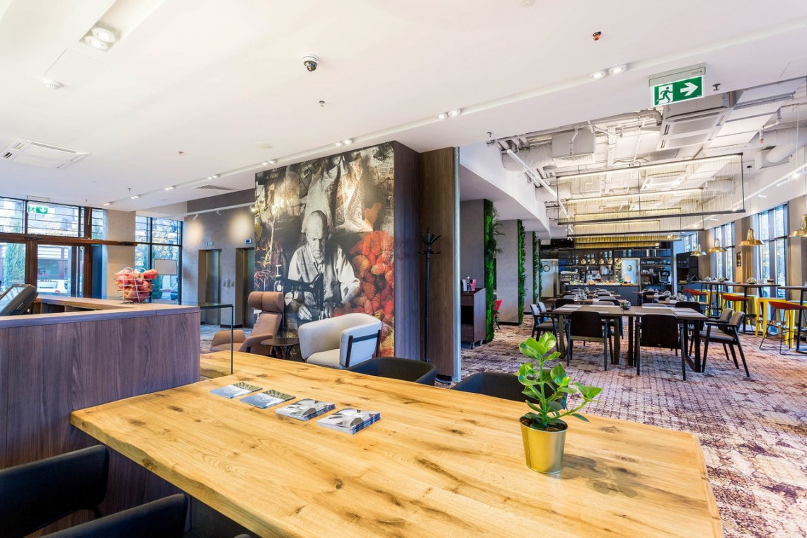 Qubus Hotel Łódź. Proj. wnętrz Tremend. Fot. Mat. prasowe Kolor, wzór, ekstrawagancja. Maksymalizm wkracza do wnętrz