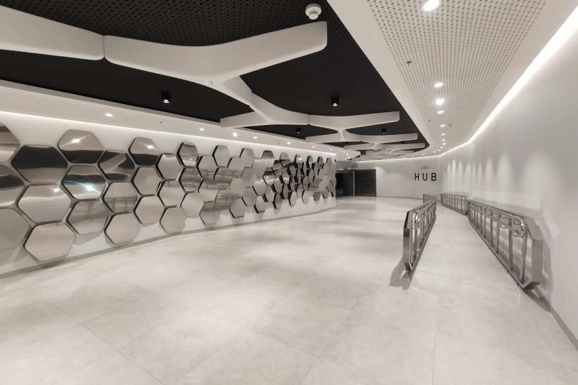 Lacznik z metrem w The HUB. Fot. Mat. prasowe Zakupy w The Warsaw Hub. Tak wygląda pasaż handlowy projektu Massive Design