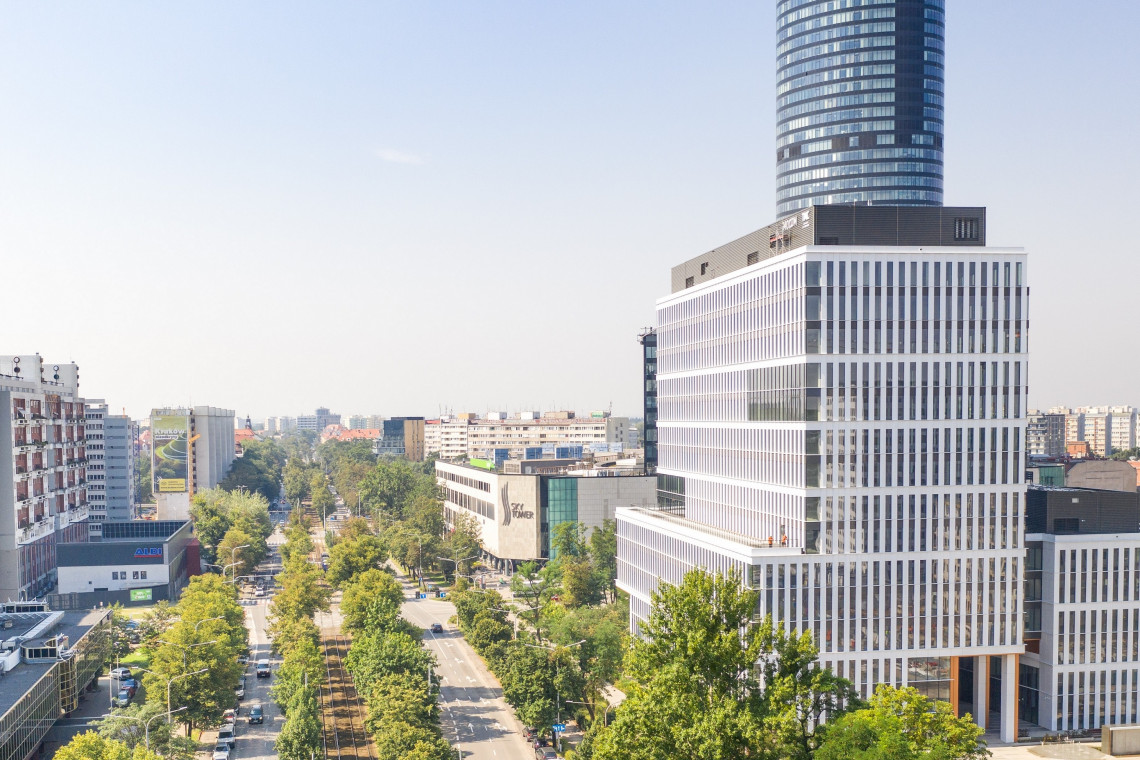 Pierwsze budynki wrocławskiego Centrum Południe już gotowe, fot. Skanska Zielony beton i zielone rozwiązania. Pierwsze budynki wrocławskiego Centrum Południe już gotowe