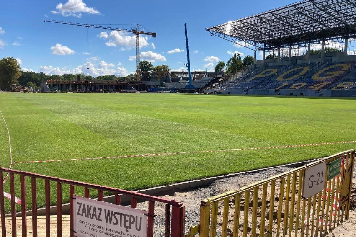 Fot. www.szczecin.eu Postępują prace budowlane na Stadionie Miejskim w Szczecinie