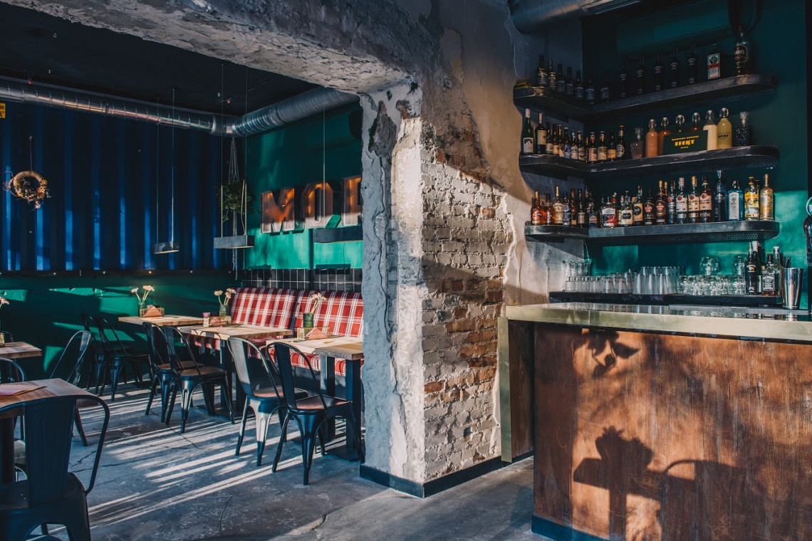 Mora Bistro. Proj. Mateusz Koy. Fot. Michał Malinowski Mora Bistro: tutaj czuć charakter stoczniowej Gdyni